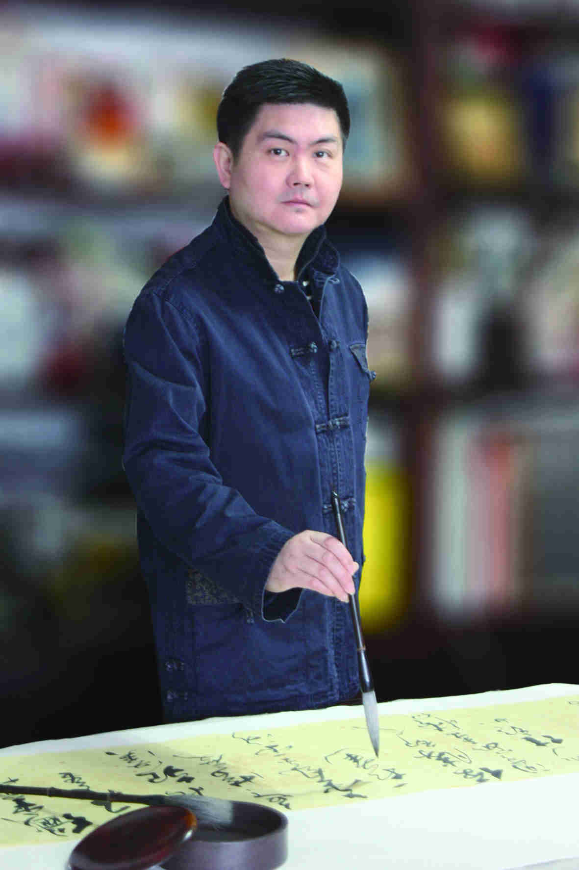 畫(huà)家唐衛(wèi)民